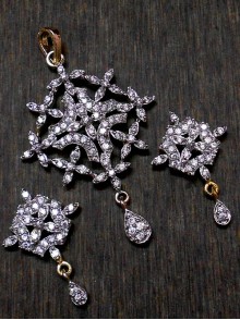 CZ Pendant With Earrings